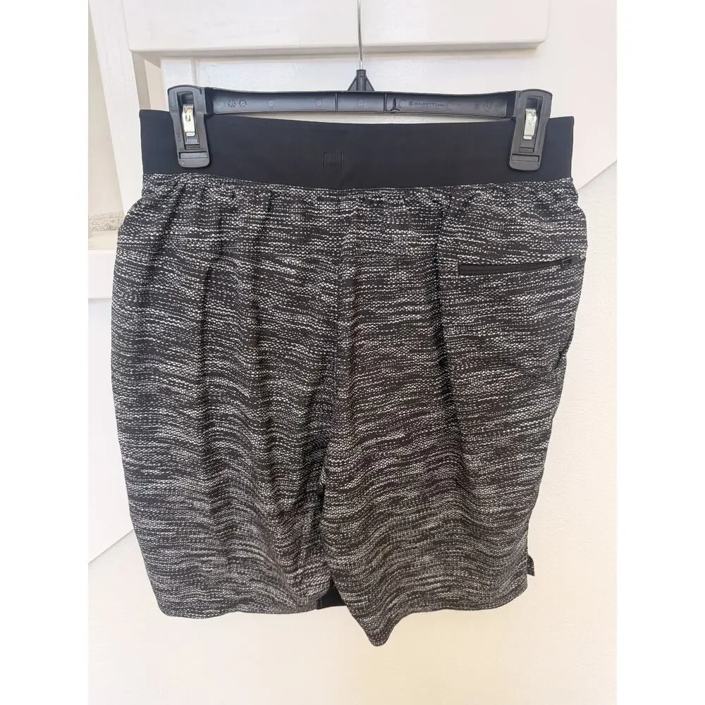 Lululemon T.H.E. Mens Gray Speckle Lined Athletic Shorts Size S Zip Pocket